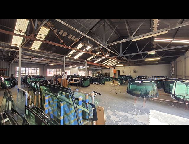 546M² WAREHOUSE TO LET IN EASTLEIGH